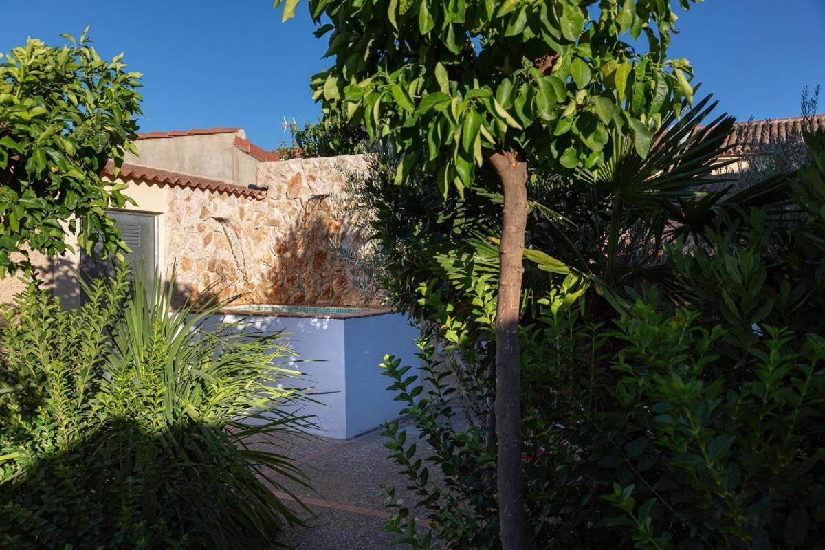 Beautiful Alamedas: casa rural con piscina Castronuno Exterior foto