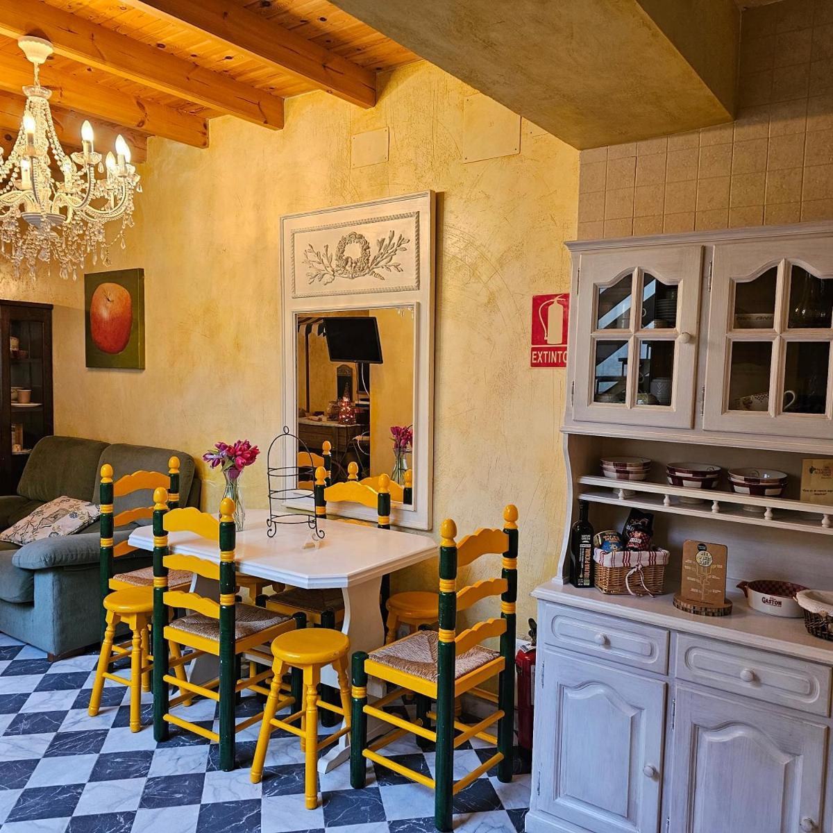 Beautiful Alamedas: casa rural con piscina Castronuno Exterior foto